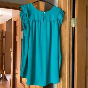 Sleeveless Maternity Shirt